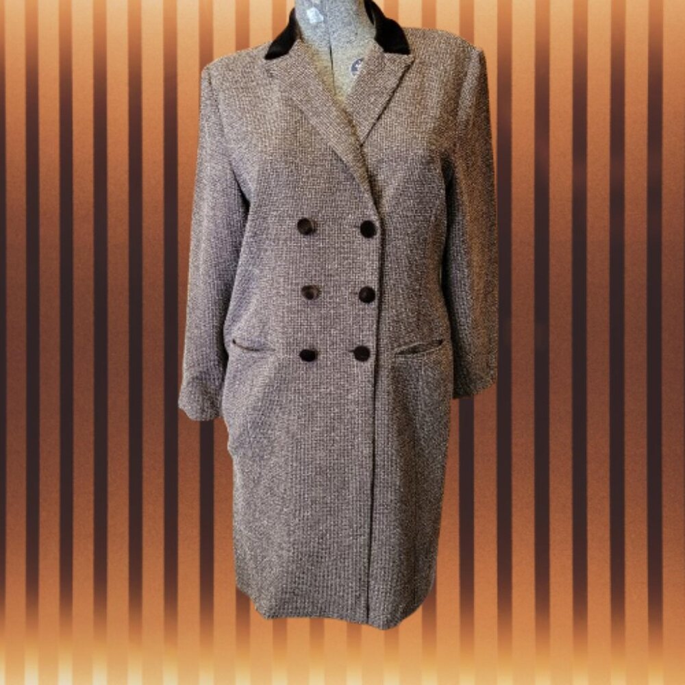 Quadra Coatdress, Size 14, Velvet Look Detailing, Textured